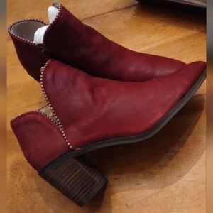 Lucky Brand Burgundy Red Ankle Booties (8)